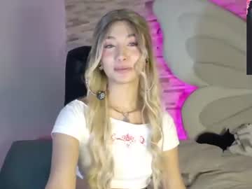 _ariana_19