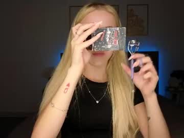 adele_armas
