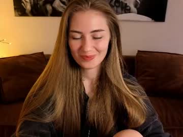 adelyna_bird