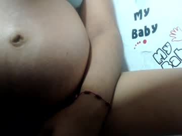 charlotte_wright_