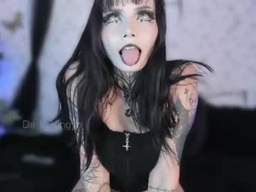 dark_ningyo