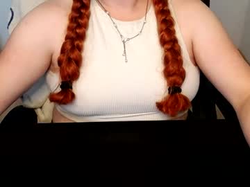 elly_petite