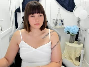 emilli_moon
