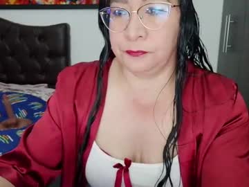 grace_mature_milf
