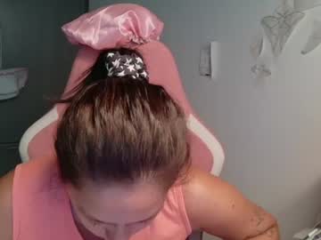hot_mommymia