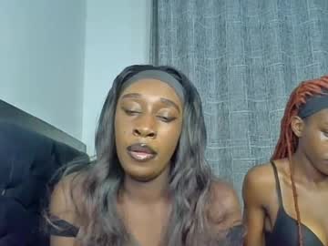 kinky_leila