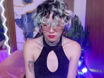 lyra_tay