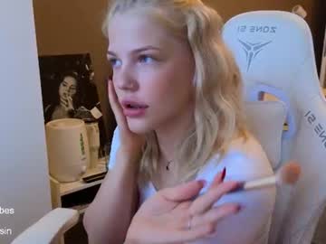 maya_blonde18