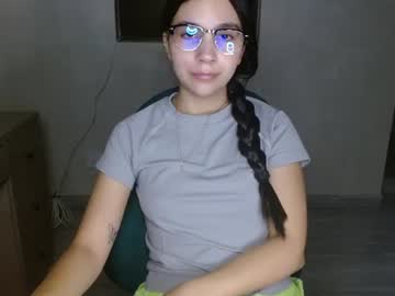 mia__lopez_