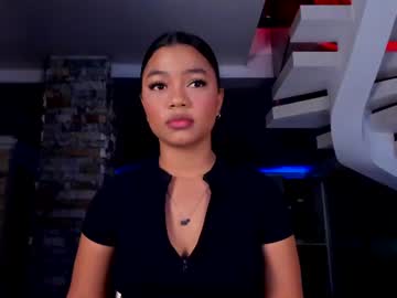 mia_steele01