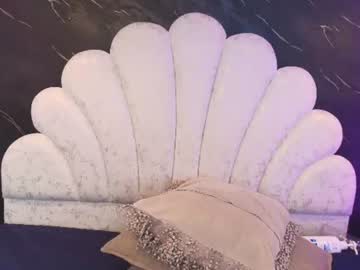miaabrown__