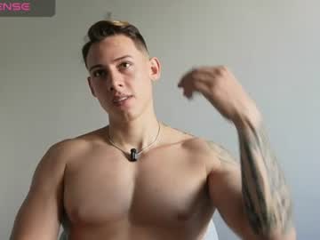 muscle_king_cum
