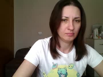 nika_smily