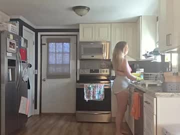 nikkib653466