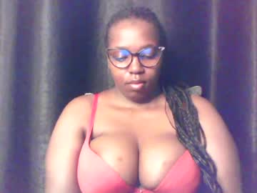 queen_melanine