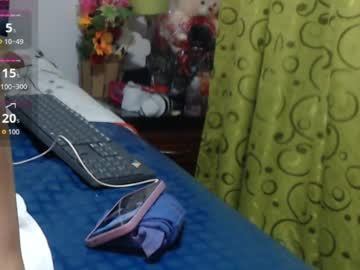 roshy_multisquirt